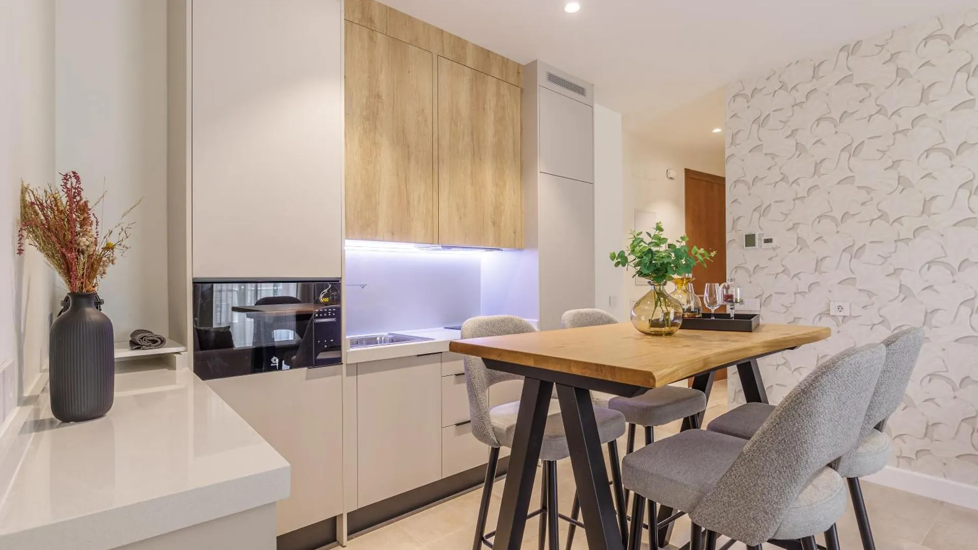 Plaza Del Siglo Suites & Boutique Apartments By Caleta Homes Malaga