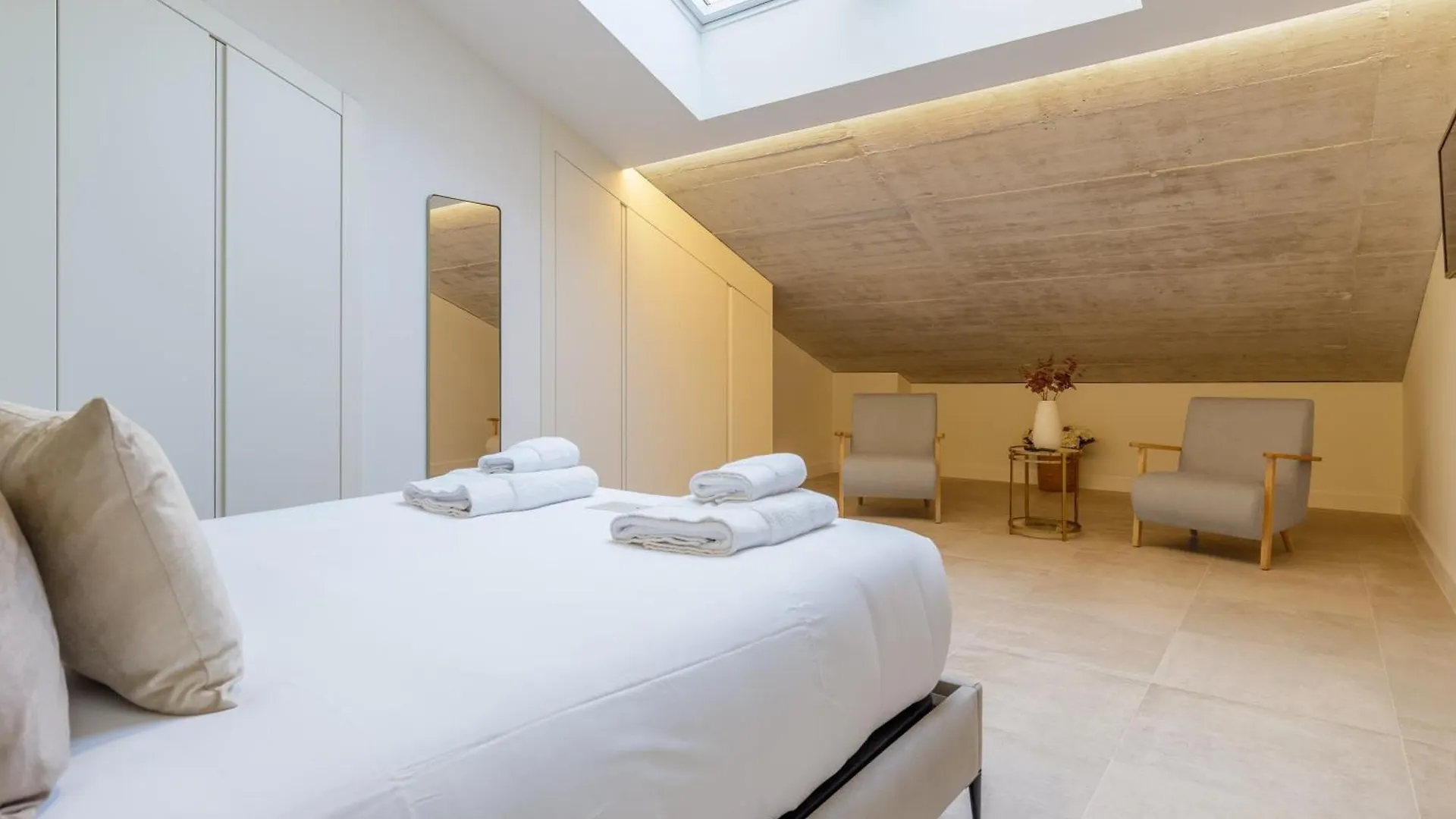 Plaza Del Siglo Suites & Boutique Apartments By Caleta Homes Malaga Spain
