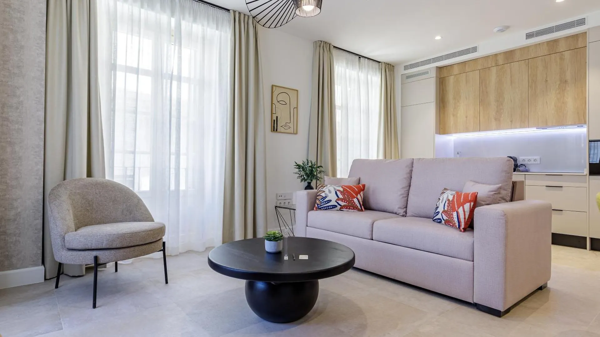 Plaza Del Siglo Suites & Boutique Apartments By Caleta Homes Málaga