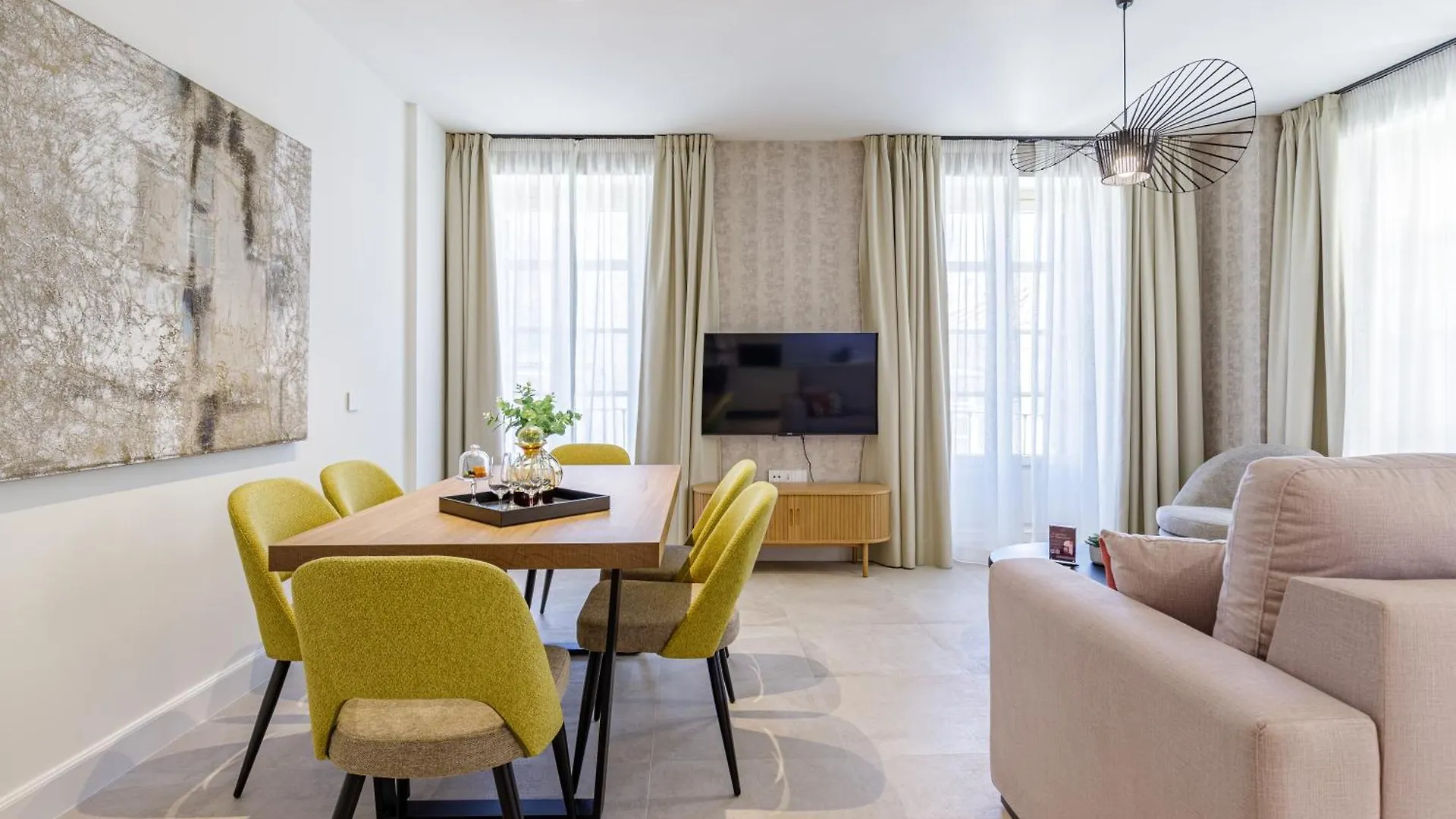 Plaza Del Siglo Suites & Boutique Apartments By Caleta Homes Málaga