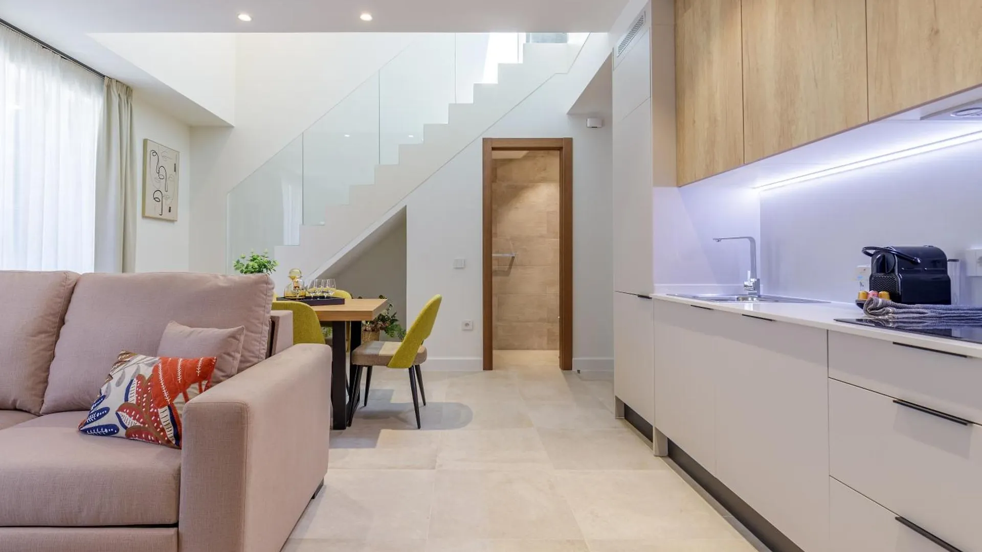 Plaza Del Siglo Suites & Boutique Apartments By Caleta Homes Málaga