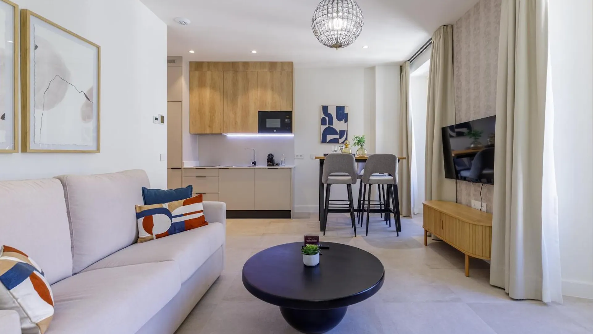 Plaza Del Siglo Suites & Boutique Apartments By Caleta Homes Málaga