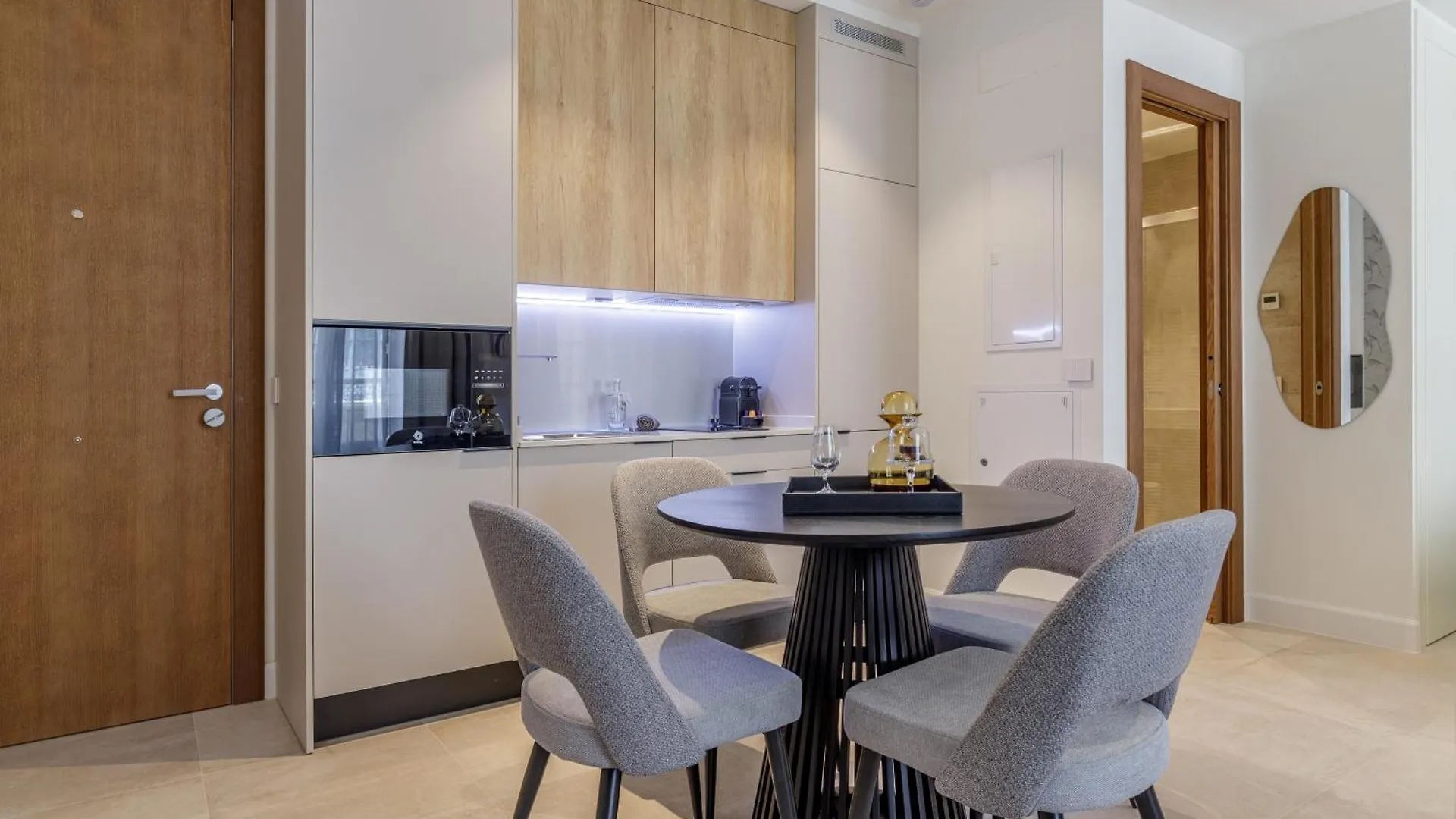 Plaza Del Siglo Suites & Boutique Apartments By Caleta Homes Málaga 0*,
